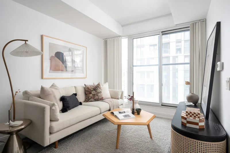 Photo 2 of 181 Dundas St E, Unit 1115, 1 bed + den condo in Moss Park, Toronto